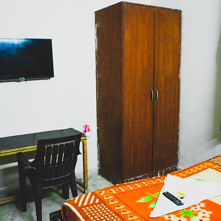 Hotel Bliss Bourn - Lajpat Nagar Neu-Delhi Exterior foto